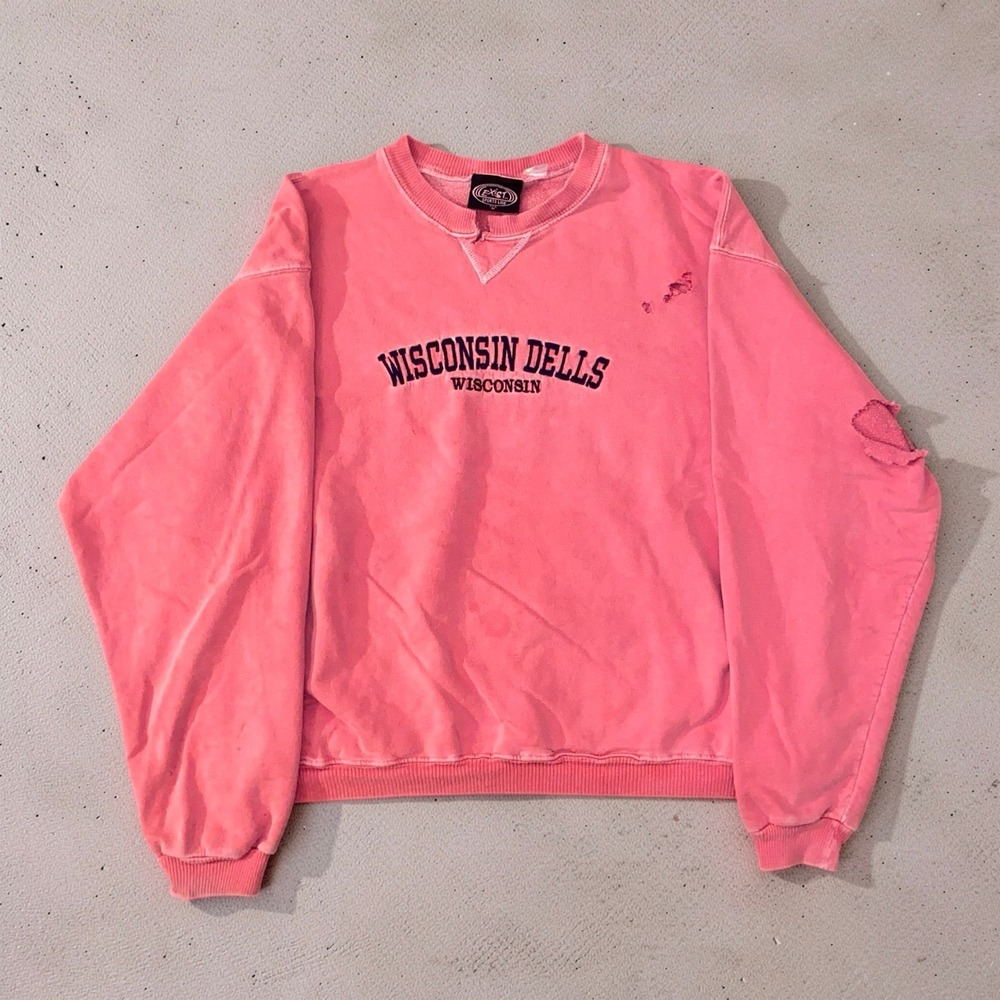 Vintage Wisconsin Dells Mens M Sweatshirt USA Made Pink Distressed Crewneck